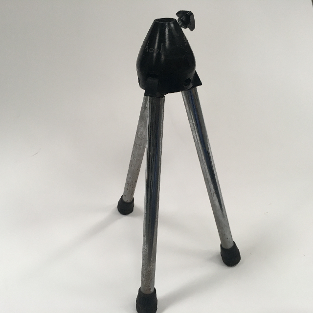 TRIPOD, Black w Chrome Legs